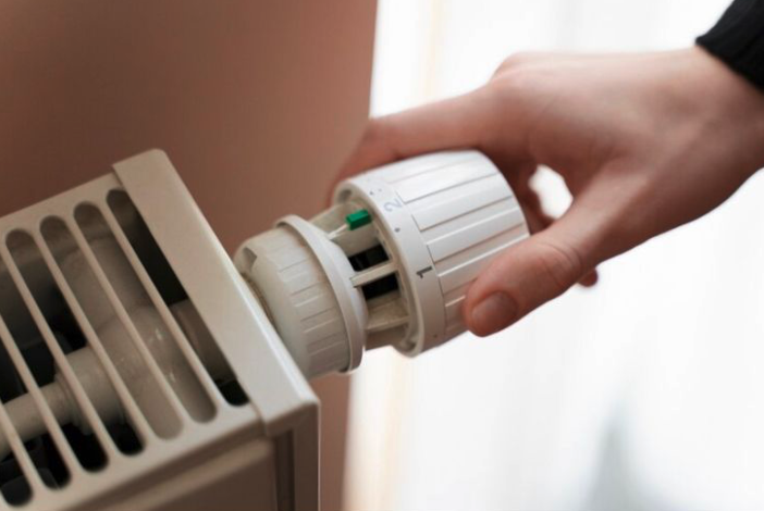 Impianti di riscaldamento accesi oltre il 15 aprile, ma per poche ore al giorno