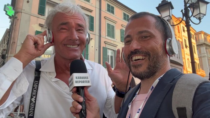 Massimo Giletti canta 'Viva la Rai' e la dedica a Sigfrido Ranucci