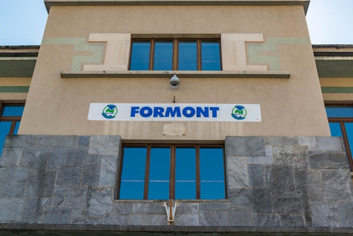 Un nuovo defibrillatore per il Formont: la donazione di Avis Ossolana