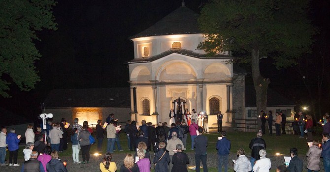 Via Crucis al Calvario: fede, musica e tradizione nel Venerdì Santo