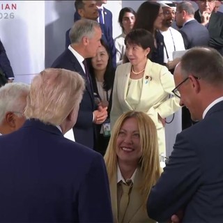 G7, la battuta di Donald Trump a Giorgia Meloni: "Sono stato abbandonato" G7, la battuta di Donald Trump a Giorgia Meloni: "Sono stato abbandonato"