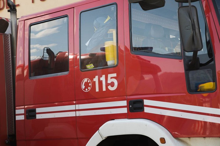 Incendio in una pizzeria a Domodossola, nessun ferito: fiamme domate rapidamente