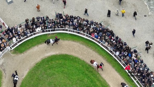 Ippica: grande spettacolo all'Ippodromo Snai di San Siro per la 104esima edizione del Jockey Club S.I.R.E.