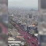 Funerali Khamenei, centinaia di migliaia di iraniani nelle strade: il video dall'alto