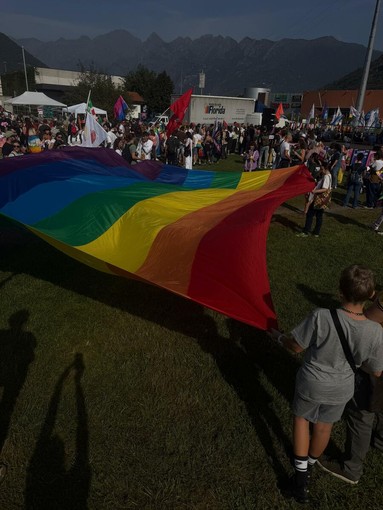 Vco Pride, la Lega attacca: “Non diventi un palcoscenico politico contro il Governo” Vco Pride, la Lega attacca: “Non diventi un palcoscenico politico contro il Governo”