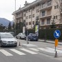Via Cassino al buio, la protesta dei residenti Via Cassino al buio, la protesta dei residenti