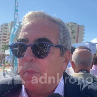 Gasparri alla kermesse di Forza Italia giovani: "Per loro centrale l'insegnamento di Berlusconi"