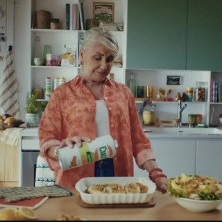Cuore torna in TV con Gianmarco Tamberi e la mamma: il mitico "salto della staccionata" diventa un inno all'equilibrio Cuore torna in TV con Gianmarco Tamberi e la mamma: il mitico "salto della staccionata" diventa un inno all'equilibrio