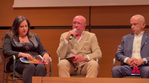 Gian Luca Pelloni Bulzoni: "Raffaella Carrà mi ha adottato dopo la diagnosi della malattia" Gian Luca Pelloni Bulzoni: "Raffaella Carrà mi ha adottato dopo la diagnosi della malattia"