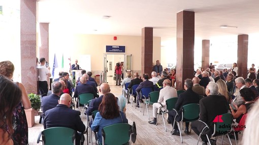Taglio del nastro a Cagliari: Centro di eccellenza INAIL in Sardegna per azzerare i "viaggi della speranza" Taglio del nastro a Cagliari: Centro di eccellenza INAIL in Sardegna per azzerare i "viaggi della speranza"