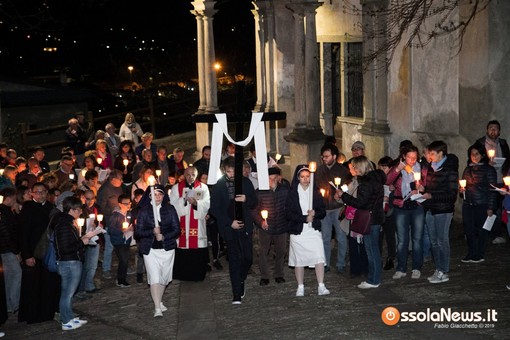 Torna la Via Crucis del venerdì santo organizzata da Comunione e liberazione