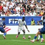 Francia-Inghilterra, Saka segna ma arbitro annulla tutto Francia-Inghilterra, Saka segna ma arbitro annulla tutto