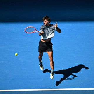 Cobolli in finale ad Acapulco, Paolini in semifinale a Merida