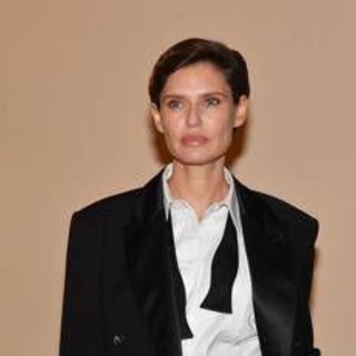 Bianca Balti, un anno dopo l'ultima chemio: "Il mio corpo è sopravvissuto"