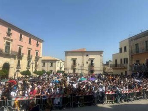 Pippo Baudo, alle 16 i funerali. Padre spirituale: &quot;Ultime settimane di grande sofferenza&quot;