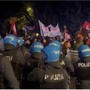 Roma, tensione al corteo Pro Pal: idranti sui manifestanti Roma, tensione al corteo Pro Pal: idranti sui manifestanti