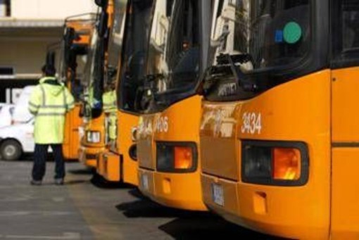 Caro carburanti, è allarme trasporto pubblico locale: rischio stop da nord a sud