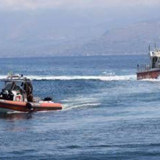 Lecce, recuperato in mare corpo senza vita di un uomo: indagini su identità