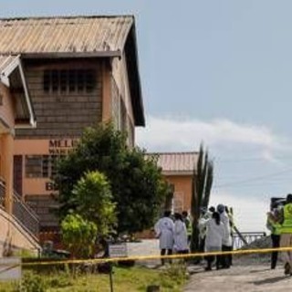 Kenya, incendio in collegio femminile: 16 morti. Arrestate 8 studentesse