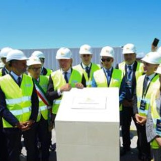 Al via a Brindisi il cantiere per il nuovo polo di Eni per le batterie stazionarie Al via a Brindisi il cantiere per il nuovo polo di Eni per le batterie stazionarie