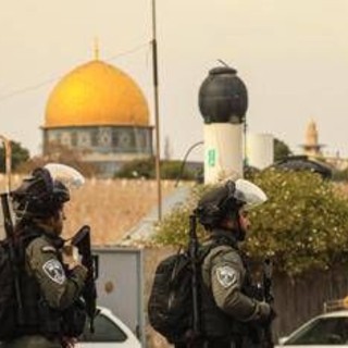 Gerusalemme, media: ancora assalto di coloni israeliani a moschea di al-Aqsa Gerusalemme, media: ancora assalto di coloni israeliani a moschea di al-Aqsa