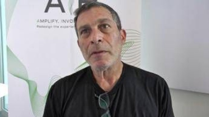 Miastenia gravis, l'artista Daniel Wurtzel: "Liberatorio accettare di non controllare tutto"