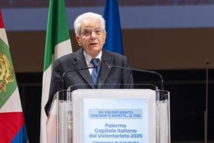 Mattarella: "I volontari sono veri e propri patrioti" Mattarella: "I volontari sono veri e propri patrioti"