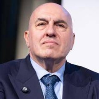 Mare, Crosetto: "Dimensione subacquea settore strategico per futuro del Paese" Mare, Crosetto: "Dimensione subacquea settore strategico per futuro del Paese"