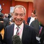 Gb, alle amministrative trionfa la destra di Farage: 'notte difficile' per i Tory