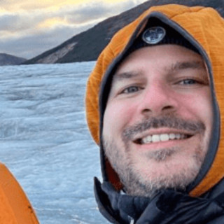 Alaska, morto ricercatore italiano Riccardo Pozzobon: &quot;Travolto dall'acqua mentre riempiva la borraccia&quot;