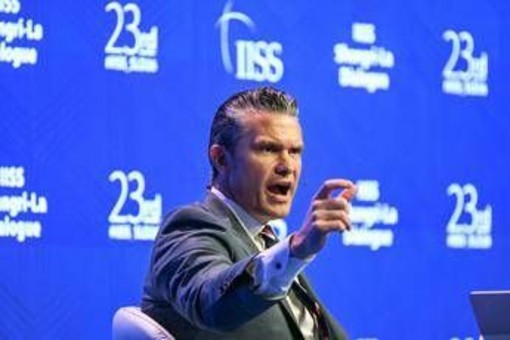 Iran, Hegseth: "Usa più che capaci di riprendere la guerra" Iran, Hegseth: "Usa più che capaci di riprendere la guerra"