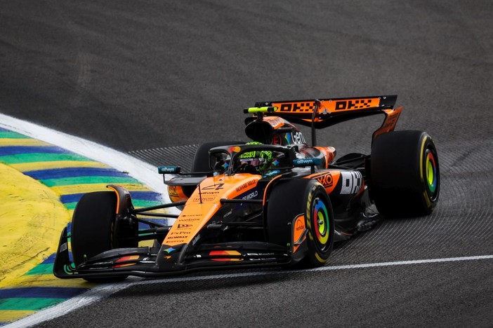 Norris brilla nel venerdì di Las Vegas, fiducia Ferrari