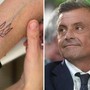 Calenda e il tatuaggio per l'Ucraina, la foto su X Calenda e il tatuaggio per l'Ucraina, la foto su X