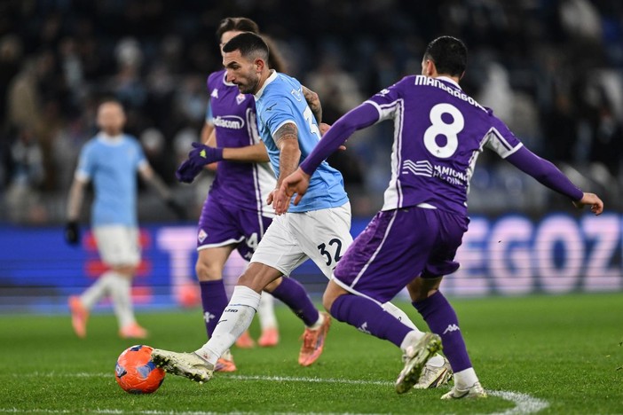Finale thrilling all’Olimpico, Lazio-Fiorentina finisce 2-2