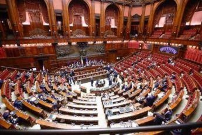 Legge elettorale, ultimo atto alla Camera: oggi voto finale tra vedette, catafalco e pronostici