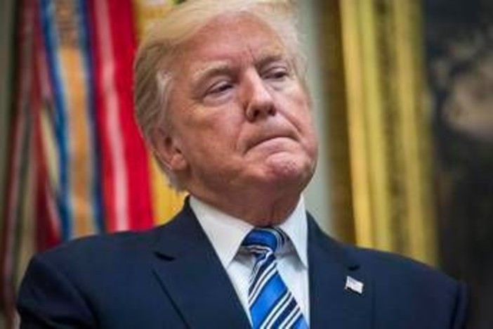Trump: "Iran ha abbattuto nostro elicottero, Usa risponderanno"