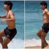 Alcaraz, vacanze dopo infortunio: lo spagnolo 'paparazzato' in Portogallo