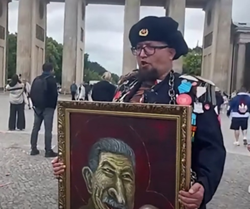 Chi era Semyon Skrepetsky, l'artista russo ucciso in Polonia: disegnava caricature di Putin Chi era Semyon Skrepetsky, l'artista russo ucciso in Polonia: disegnava caricature di Putin