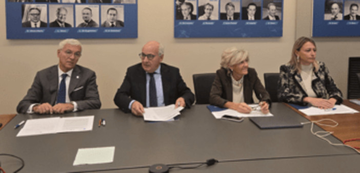 Radiologi e tecnici rinnovano collaborazione, 'in Italia 70 mln di esami l'anno'