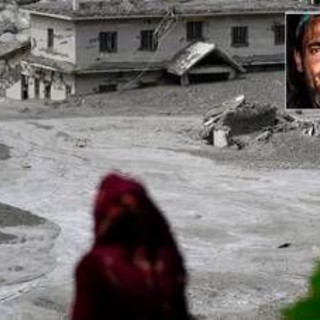 Alluvione in Nepal, l'italiano tratto in salvo: "In pullman a 20 metri dal disastro, un'onda gigantesca di fango e detriti, poi il boato"