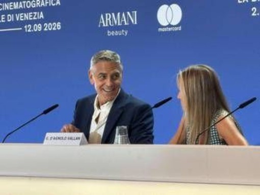 Mostra Venezia, George Clooney: "Ho smesso di fare il regista, la famiglia è la mia priorità" Mostra Venezia, George Clooney: "Ho smesso di fare il regista, la famiglia è la mia priorità"
