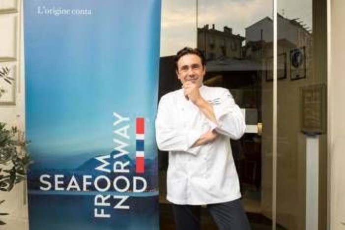 Norwegian Seafood Council, Canzian nominato Ambasciatore dello Stoccafisso di Norvegia in Italia 2025 Norwegian Seafood Council, Canzian nominato Ambasciatore dello Stoccafisso di Norvegia in Italia 2025