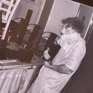 Furto notturno in una pizzeria, il proprietario condivide sui social la foto del ladro