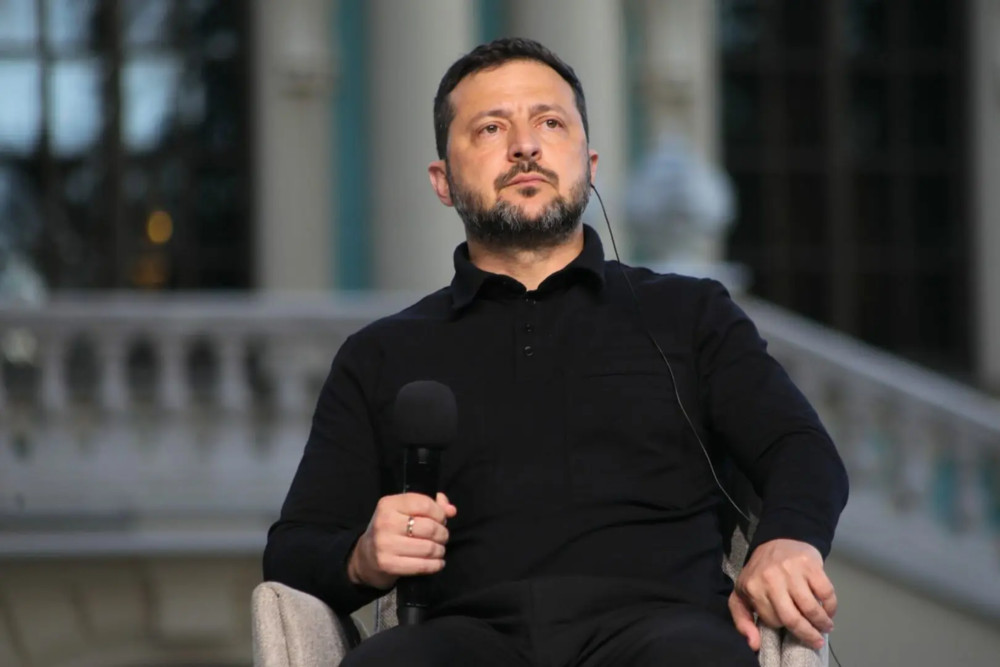 Zelensky “Pronti per misure di de-escalation se la Russia farà lo stesso”