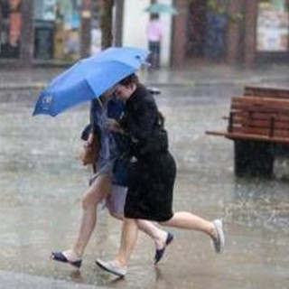 Tornano i temporali, dopo il caldo record ecco il maltempo: le previsioni meteo