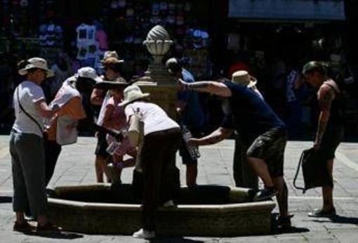Fine del caldo, arriva la svolta meteo: temporali e temperature in calo da domani
