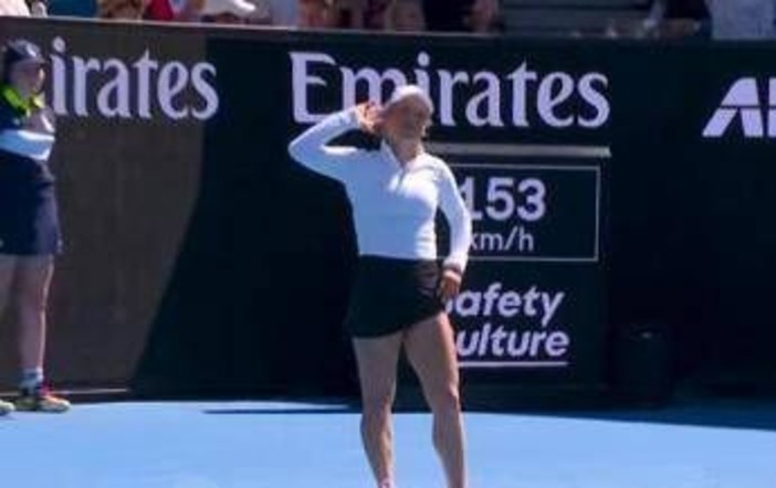 Pubblico fischia, lei vince e li 'zittisce': Putintseva contro tutti agli Australian Open Pubblico fischia, lei vince e li 'zittisce': Putintseva contro tutti agli Australian Open