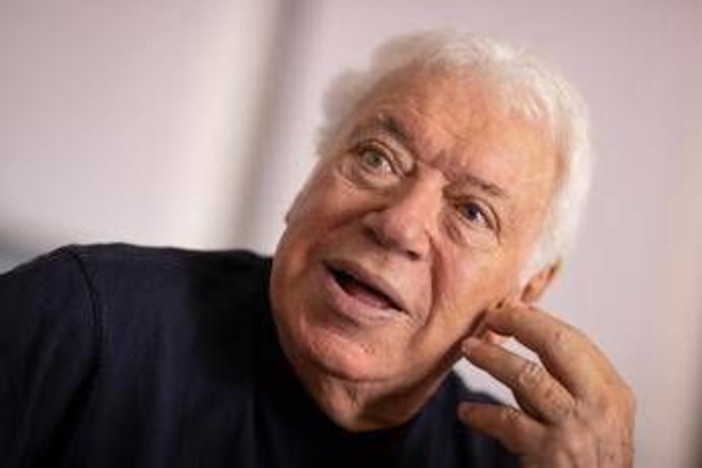 Nicola Pietrangeli, dai tre figli all'amore con Licia Colò: la vita privata del campione Nicola Pietrangeli, dai tre figli all'amore con Licia Colò: la vita privata del campione
