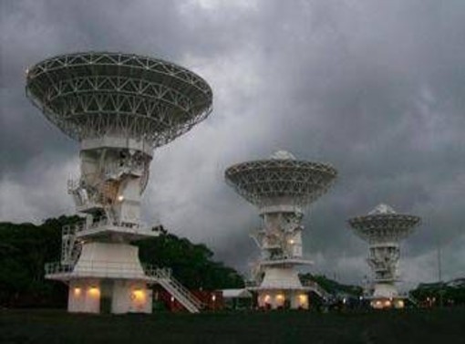 Cos'è il Muos: le parabole in Sicilia che guidano droni, missili e sottomarini all'attacco in Iran