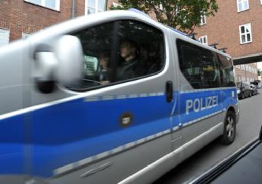 Germania, ha sedato e stuprato 14 donne filmandole: 68enne sotto accusa